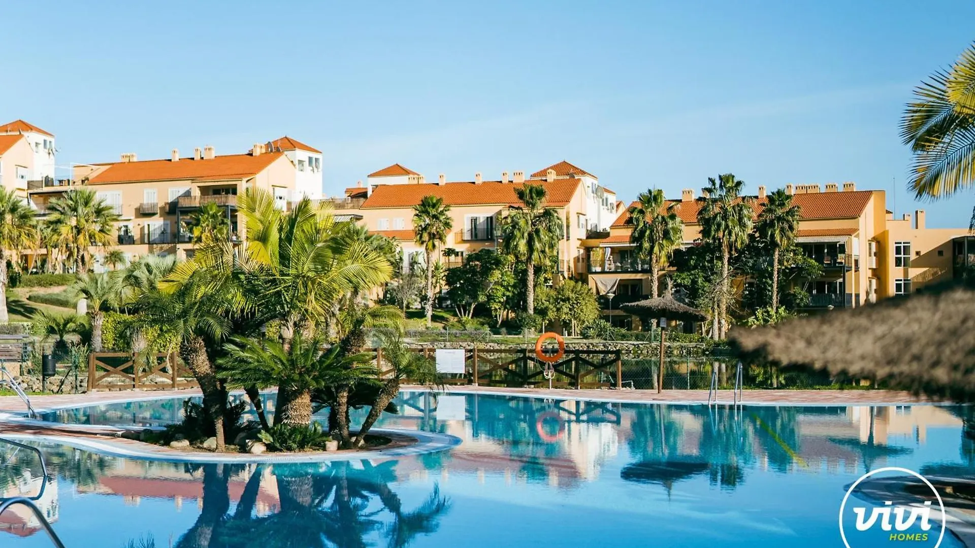 Vivi Homes - Casa Duque Pool, Gym, Terrace & Golf Alhaurin de la Torre 0*,  Spain