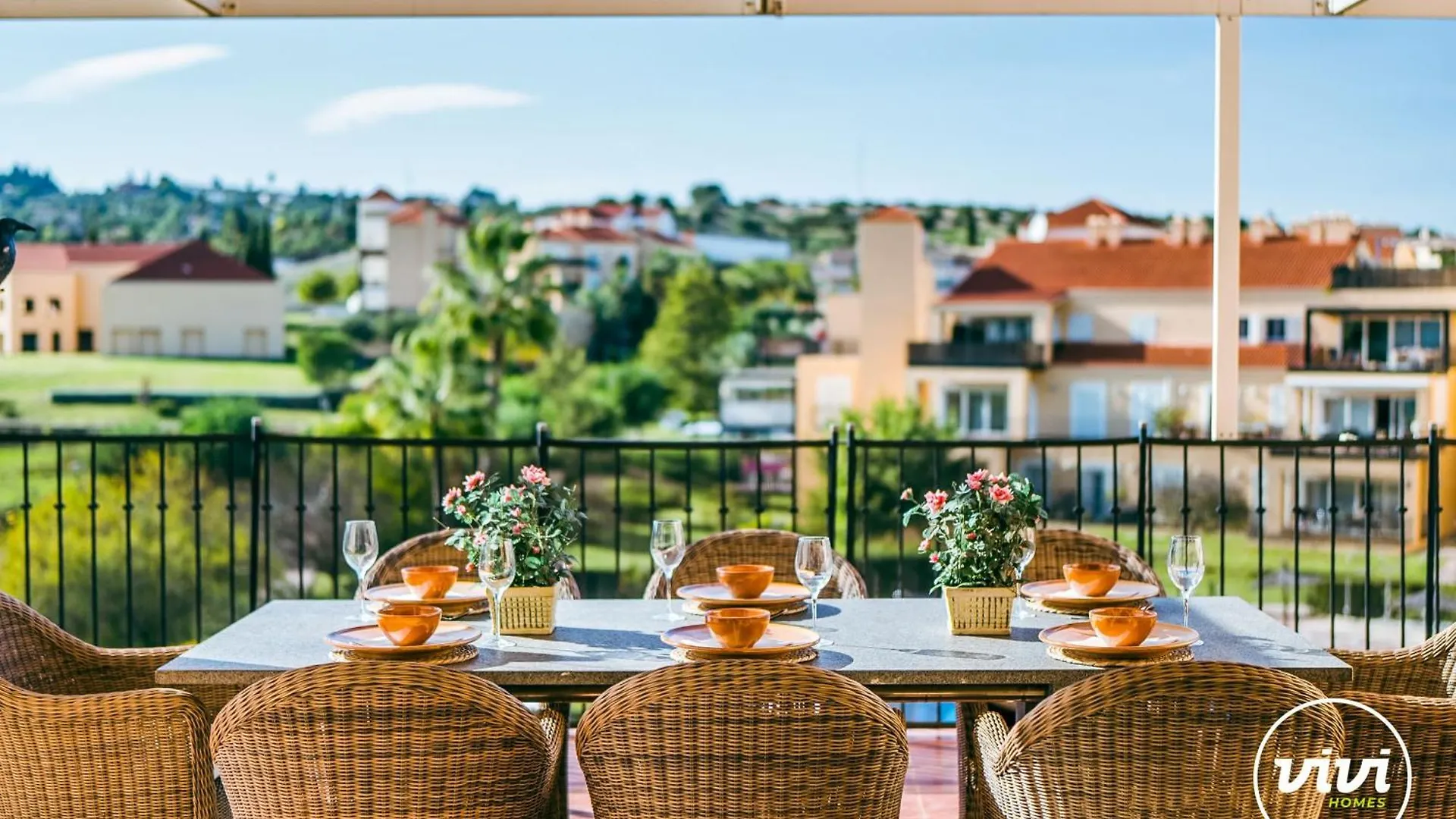Alhaurín de la Torre Vivi Homes - Casa Duque Pool, Gym, Terrace & Golf ספרד